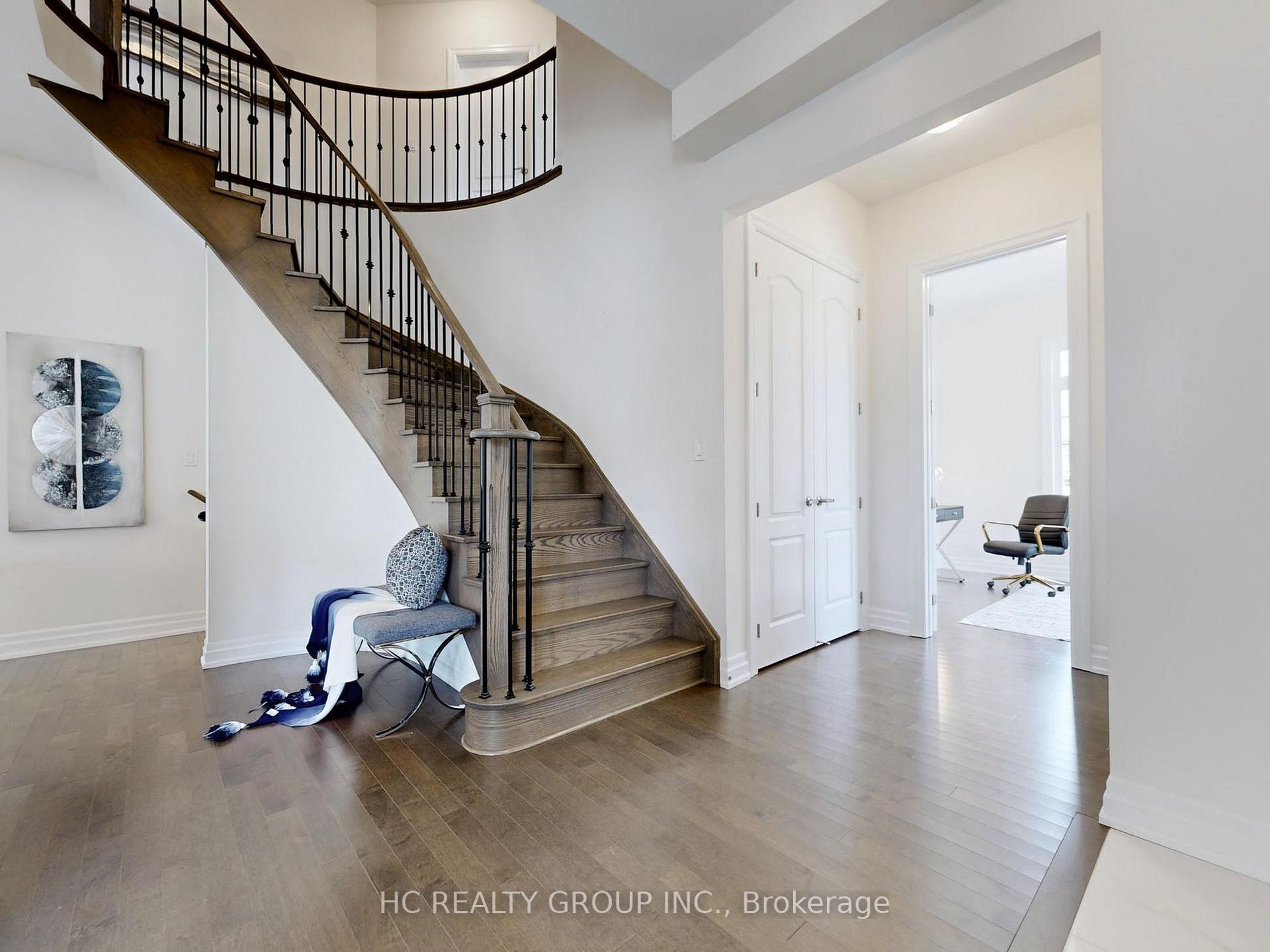 Photo 15 of 255 Touch Gold Crescent, Aurora, Bayview Southeast — HOMEH
