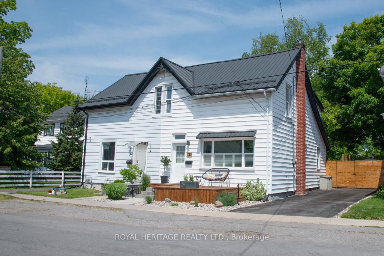 Front of 12 Spencer Street W