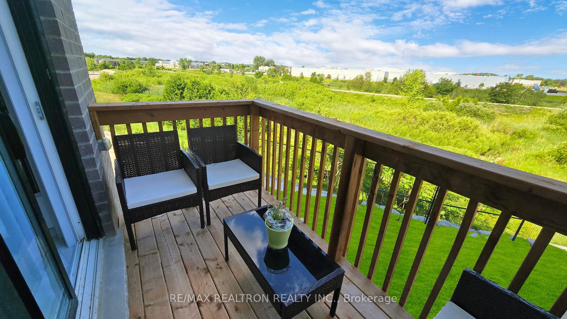 Photo 37 of 41 John Dalimore Drive, Georgina, Keswick South — HOMEH