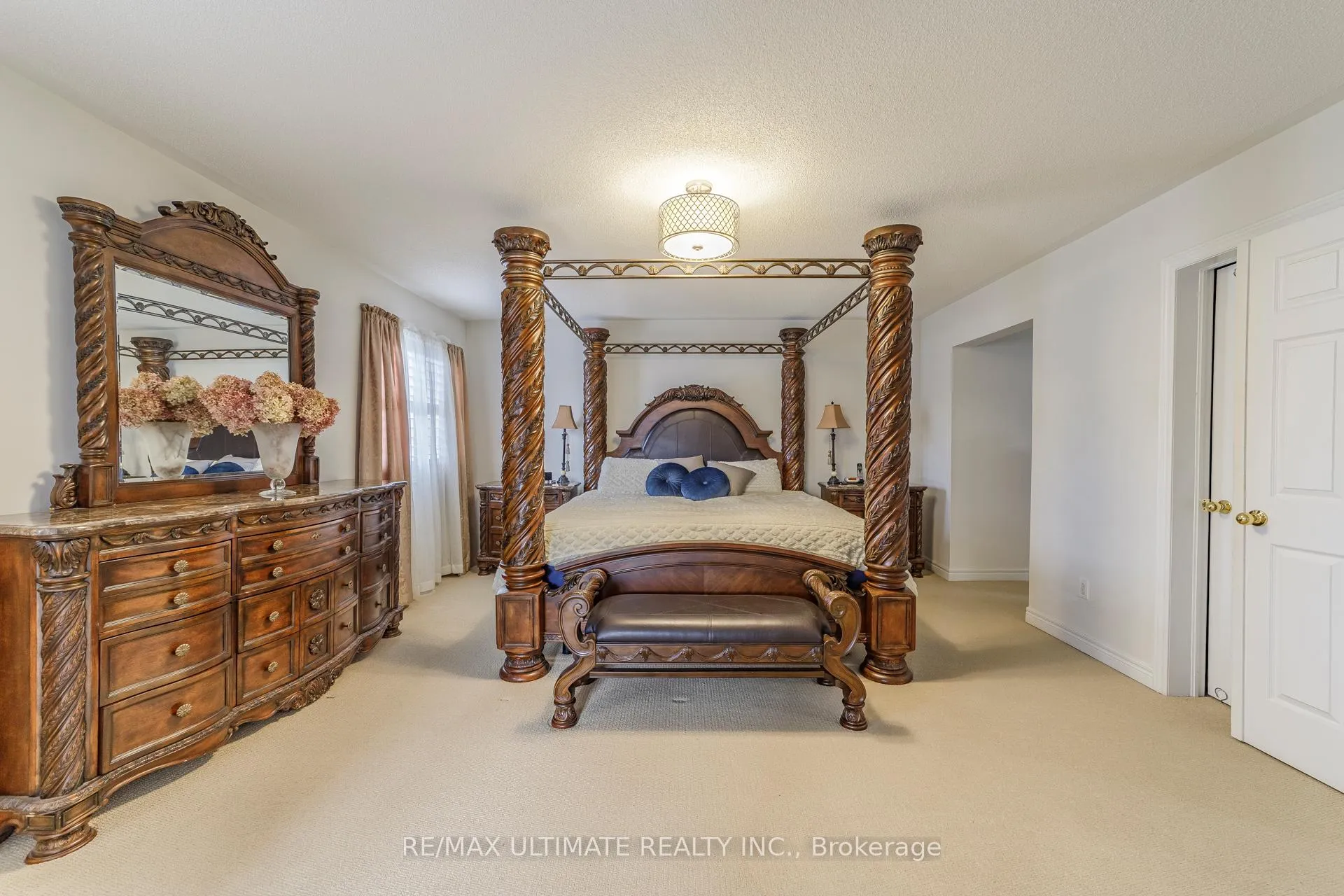 Photo 16 of 8 Levida Street, Brampton, Vales of Castlemore — HOMEH