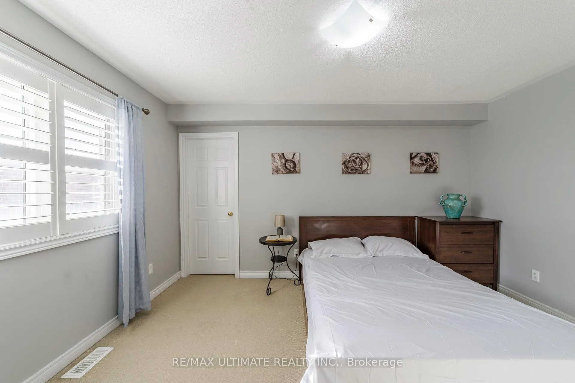 Photo 24 of 8 Levida Street, Brampton, Vales of Castlemore — HOMEH