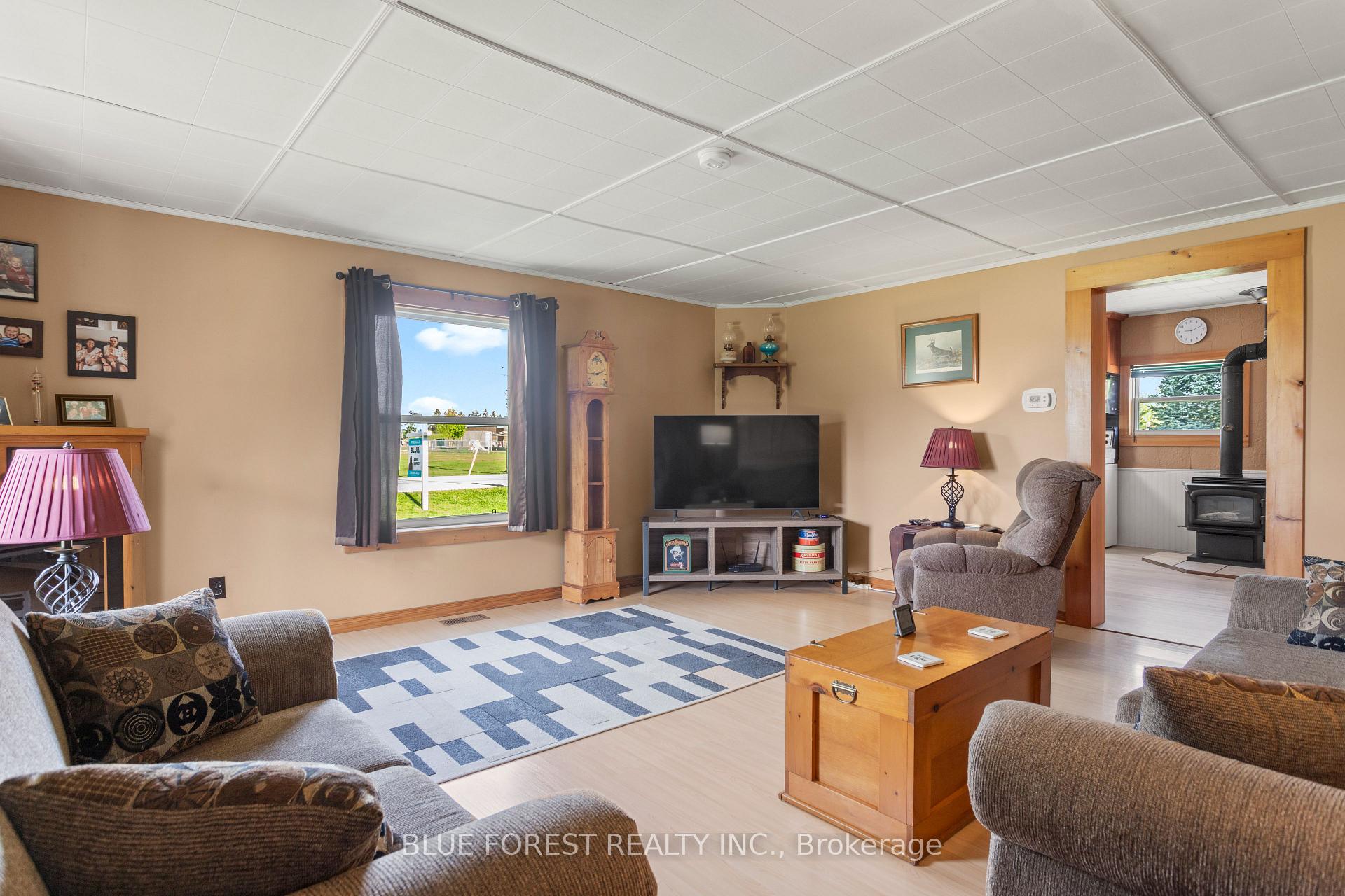Photo 12 of 9404 Belmont Road, Central Elgin, New Sarum — HOMEH