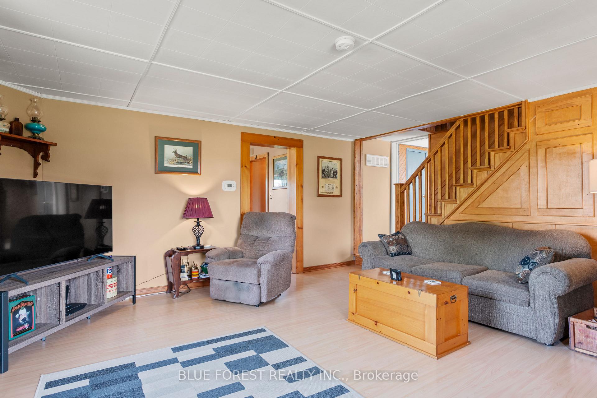 Photo 13 of 9404 Belmont Road, Central Elgin, New Sarum — HOMEH