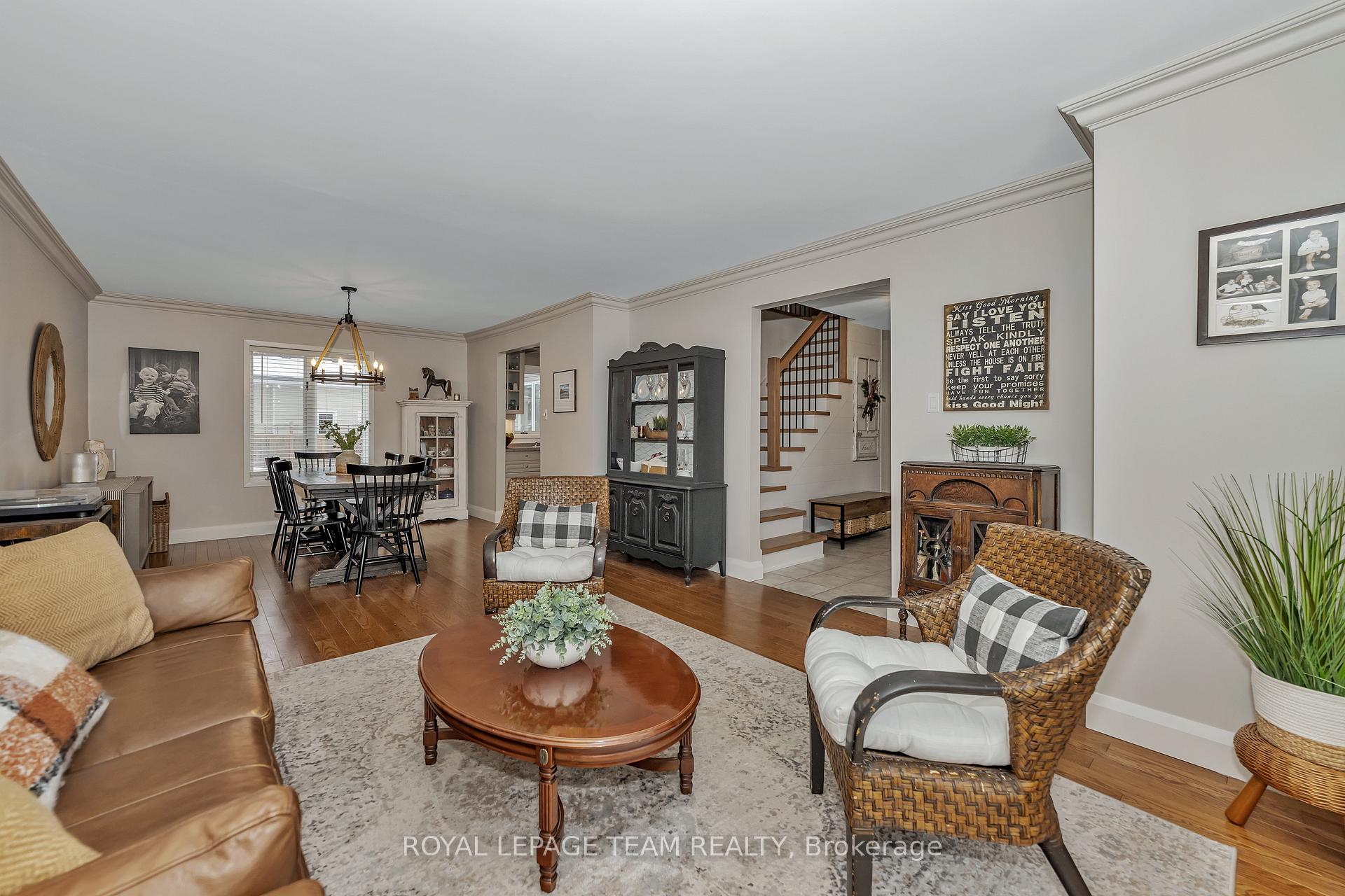 Photo 9 of 129 Ridgeview Drive, Ottawa, Carp — HOMEH