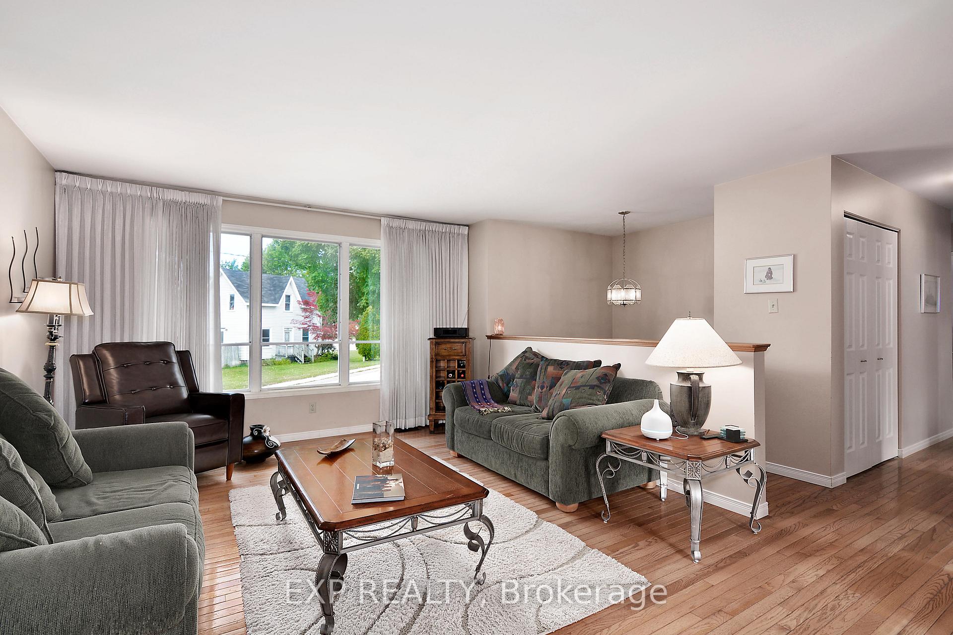 Photo 7 of 150 Mary Street, Central Huron, Clinton — HOMEH