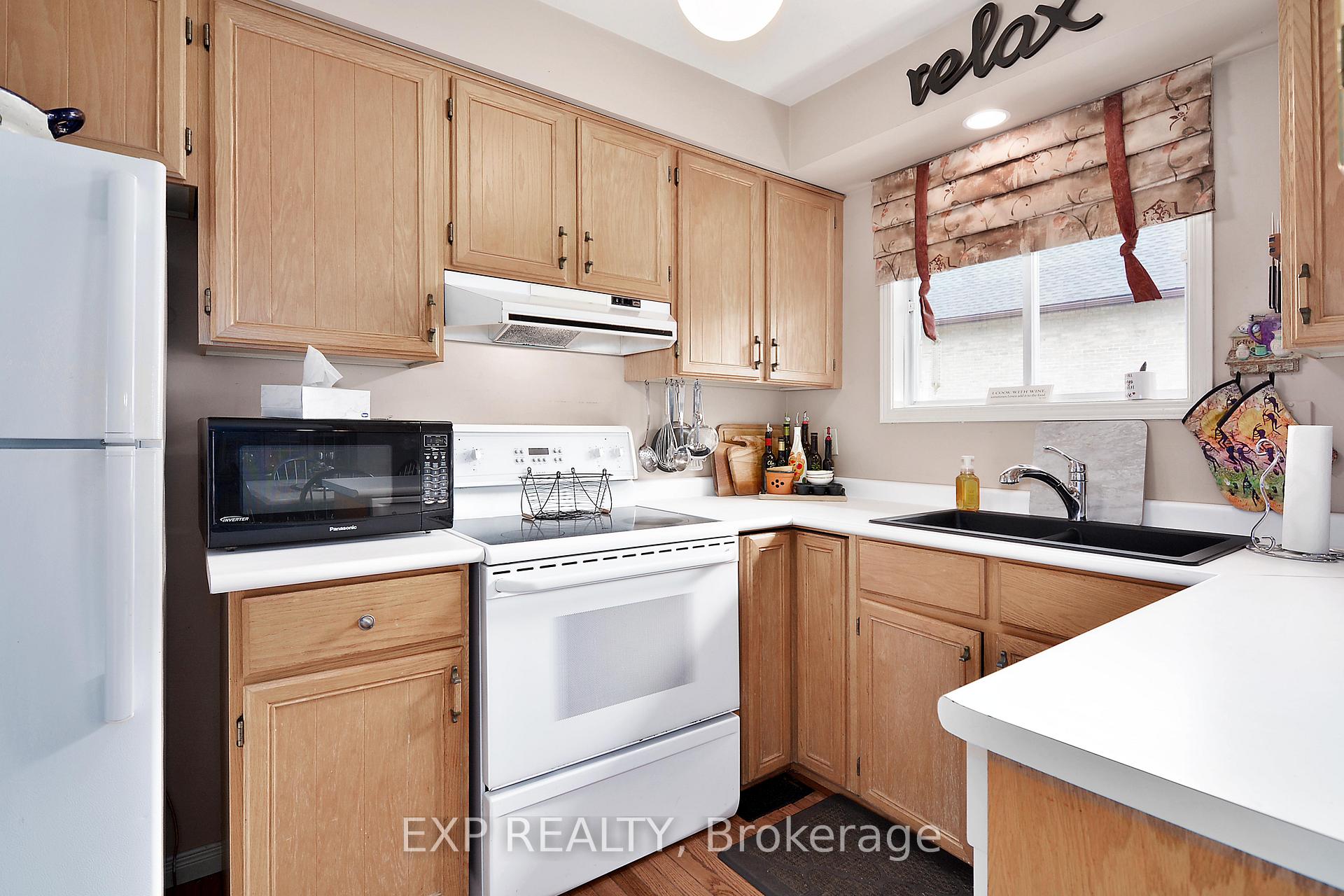 Photo 10 of 150 Mary Street, Central Huron, Clinton — HOMEH
