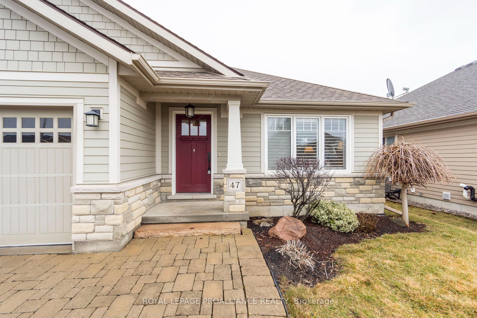 Photo 2 of 47 Tessa Boulevard, Belleville, Belleville Ward — HOMEH