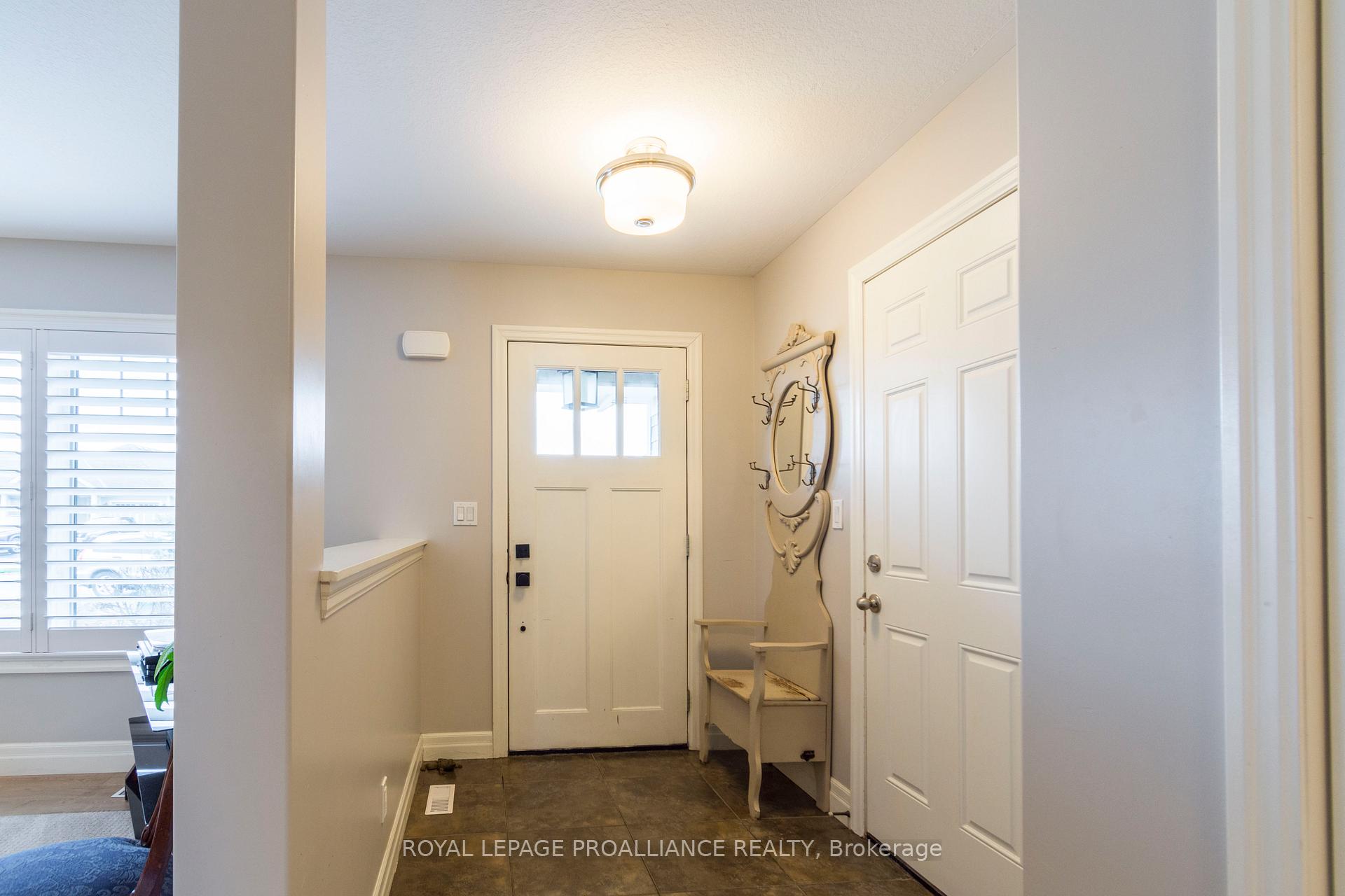 Photo 4 of 47 Tessa Boulevard, Belleville, Belleville Ward — HOMEH