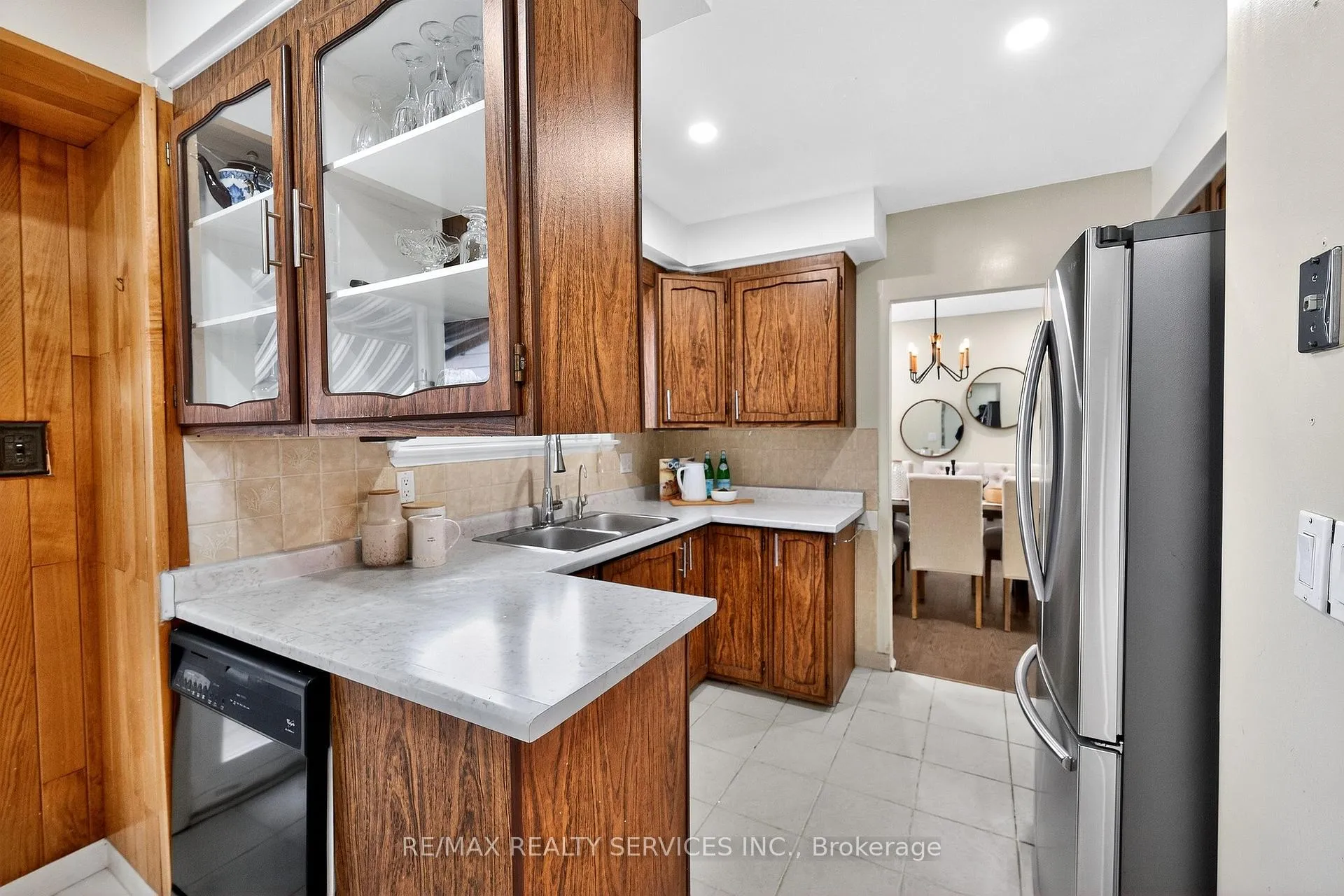 Photo 18 of 13 Strathy Road, Ajax, South East — HOMEH