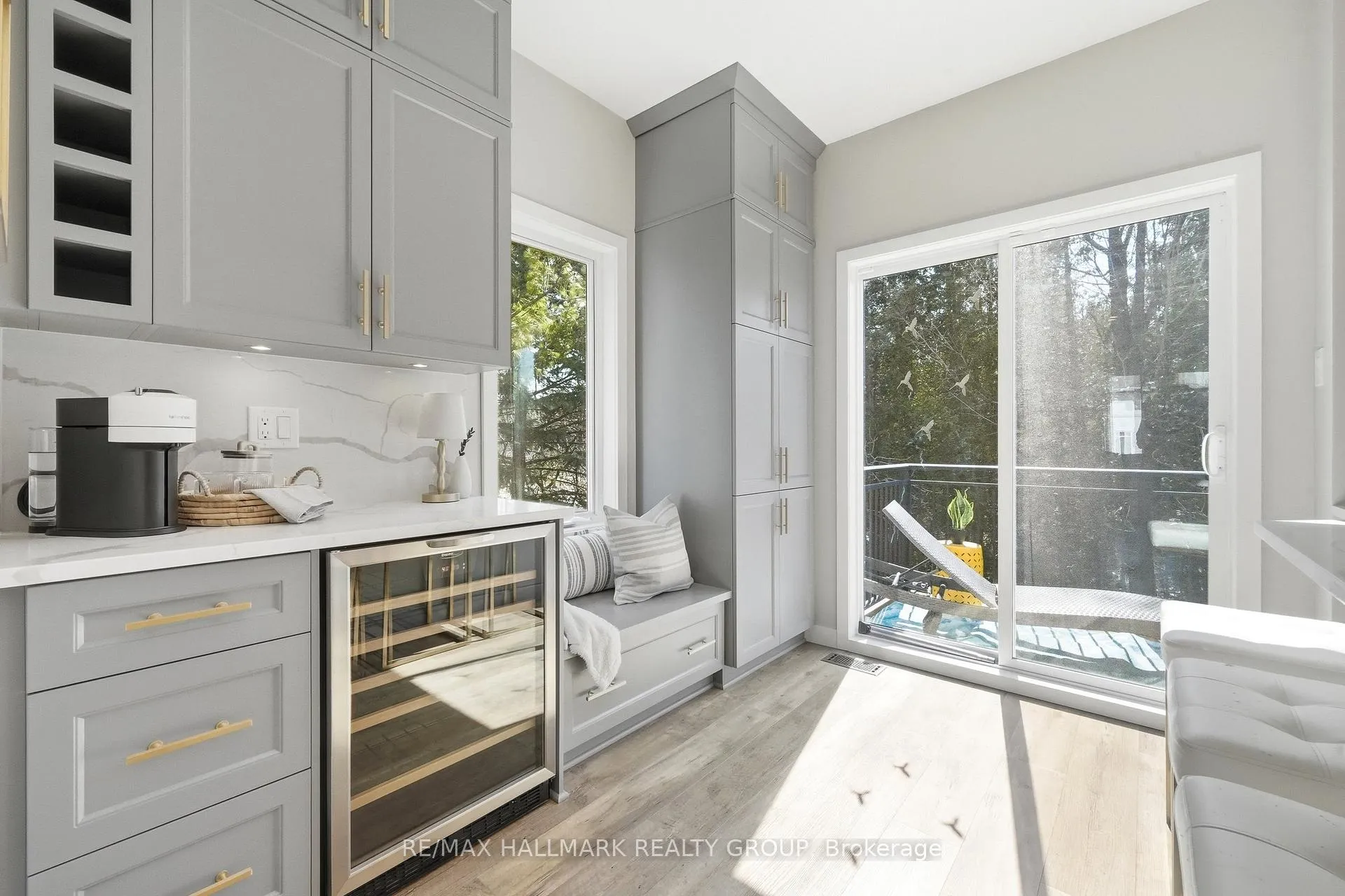 Photo 6 of 128 Songbird Private, Ottawa, Westcliffe Estates — HOMEH