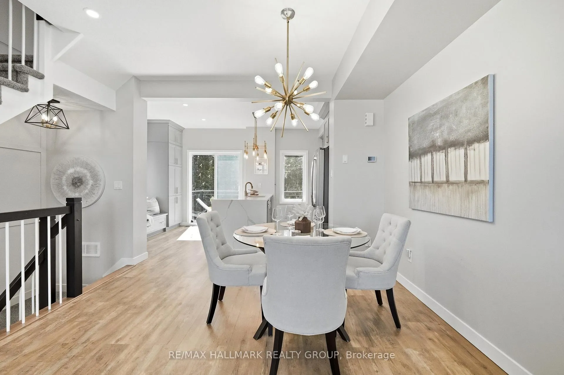 Photo 9 of 128 Songbird Private, Ottawa, Westcliffe Estates — HOMEH