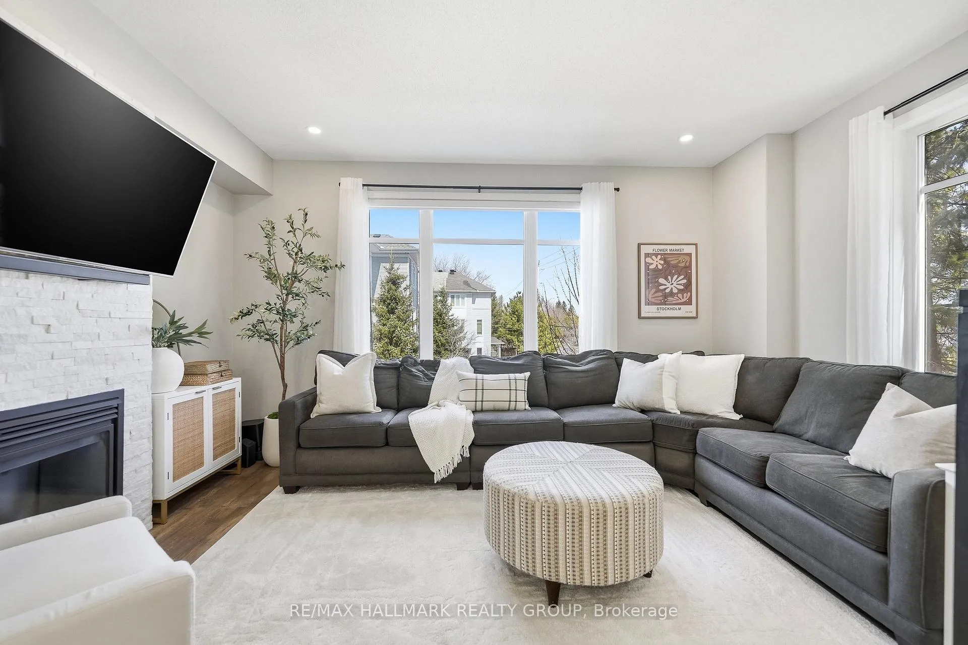 Photo 11 of 128 Songbird Private, Ottawa, Westcliffe Estates — HOMEH