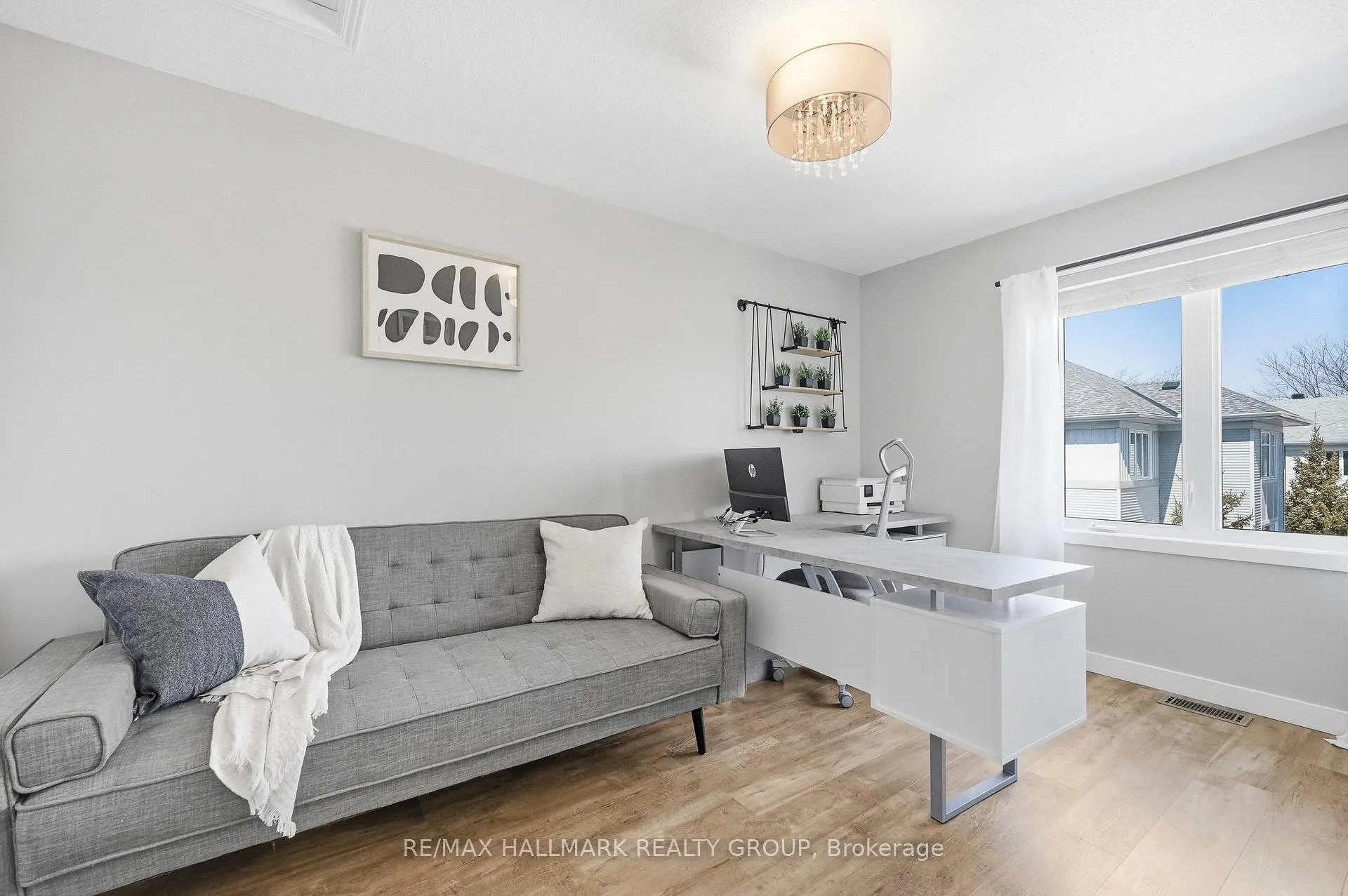 Photo 18 of 128 Songbird Private, Ottawa, Westcliffe Estates — HOMEH