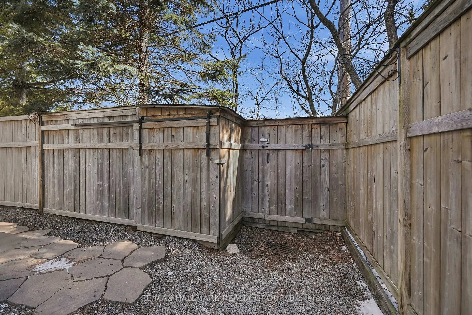 Photo 26 of 128 Songbird Private, Ottawa, Westcliffe Estates — HOMEH