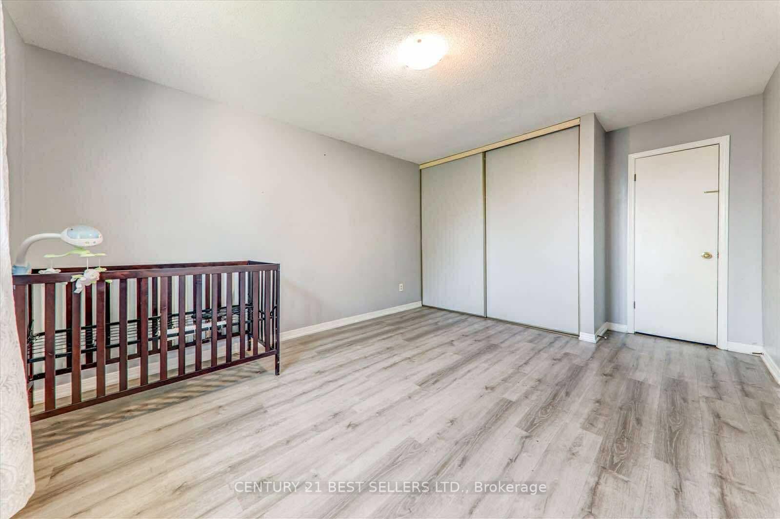 Photo 31 of 5 Hartsfield Drive, Clarington, Courtice — HOMEH