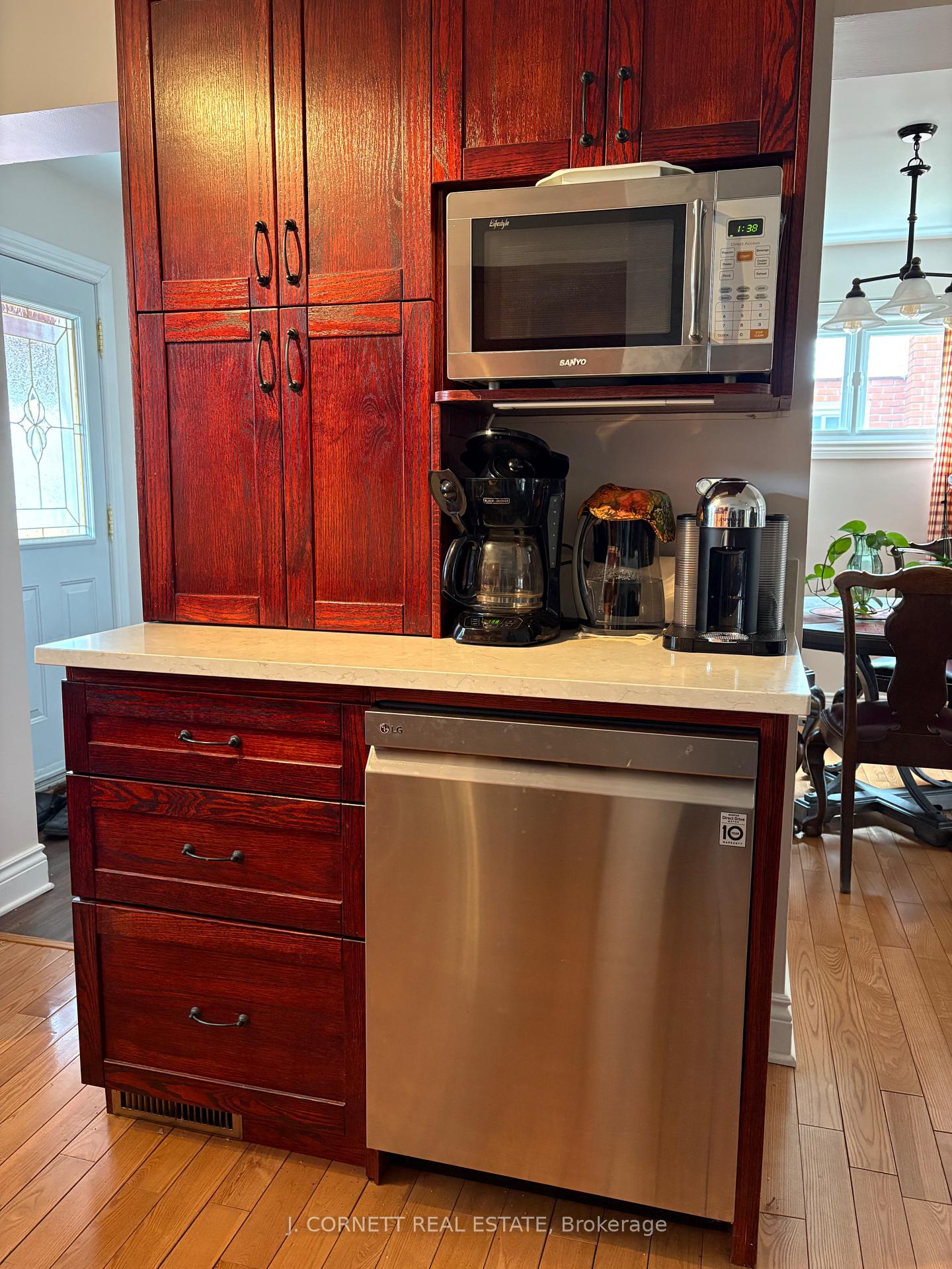 Photo 5 of 1004 Pescod Avenue N, Cornwall — HOMEH