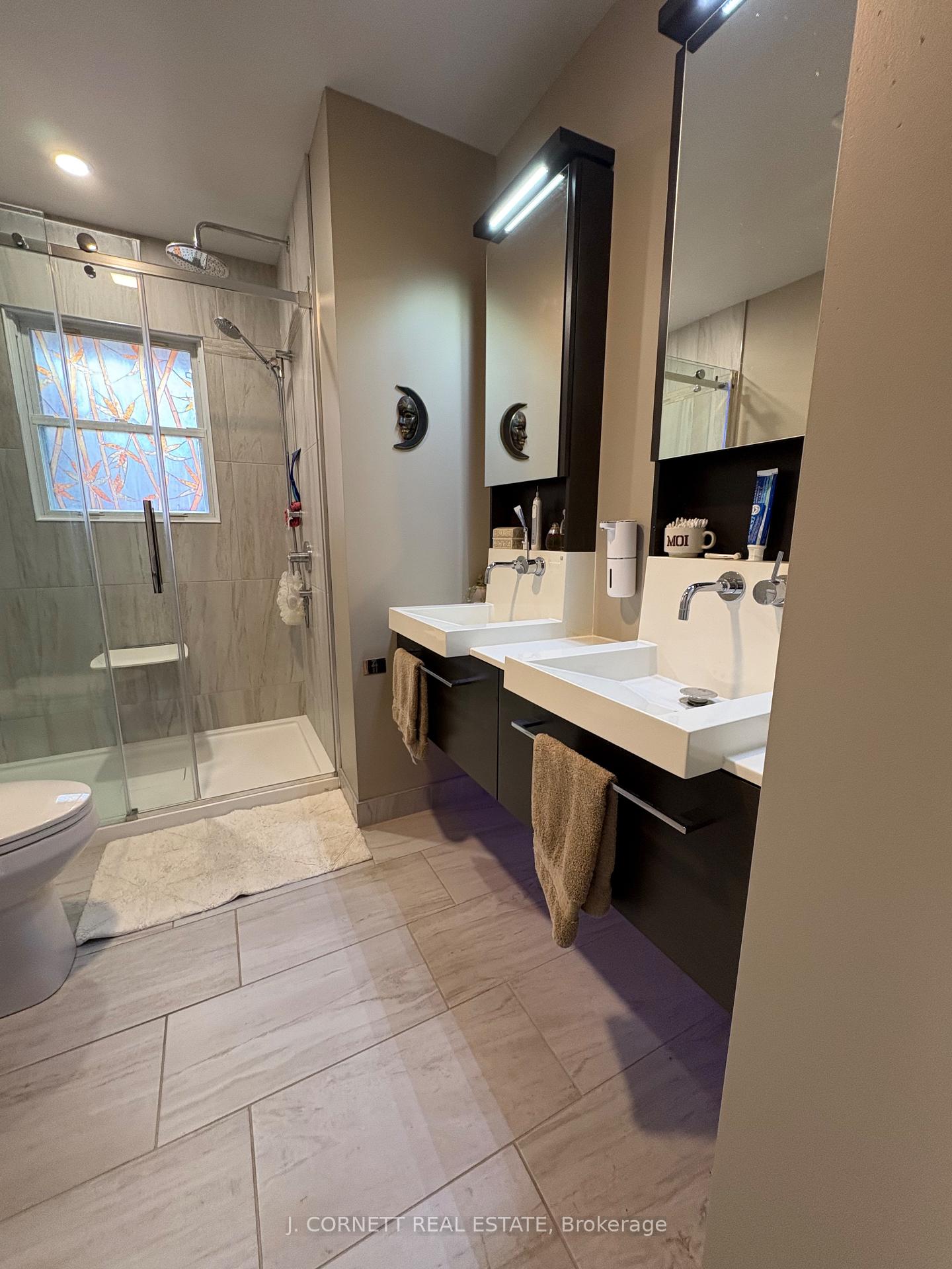 Photo 10 of 1004 Pescod Avenue N, Cornwall — HOMEH