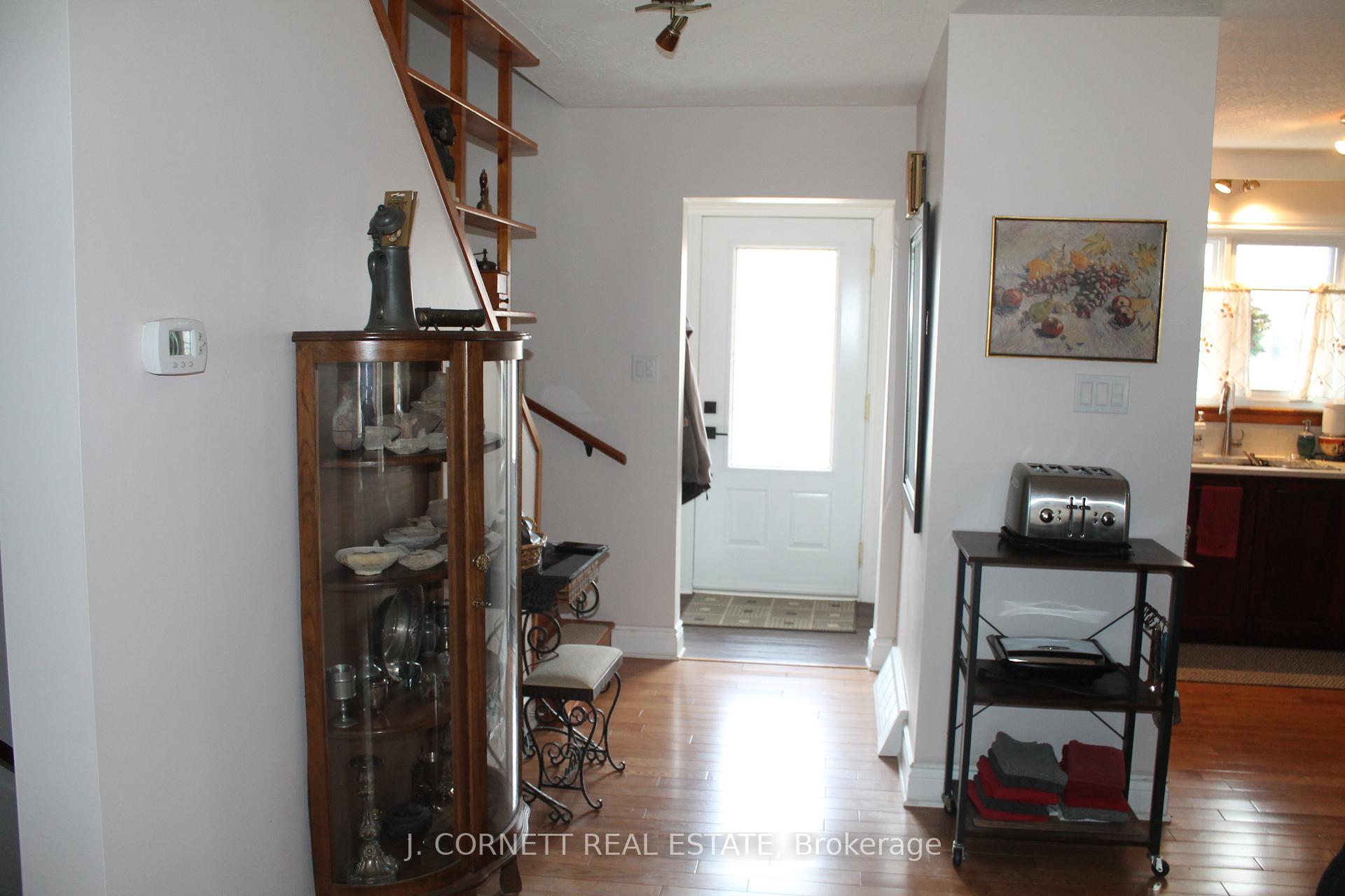 Photo 11 of 1004 Pescod Avenue N, Cornwall — HOMEH