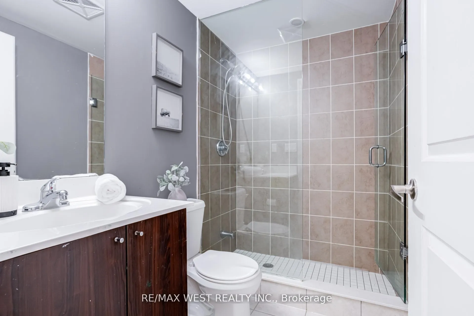 Photo 13 of Unit 101, 45 Sousa Mendes Street, Toronto, Dovercourt-Wallace Emerson-Junction — HOMEH