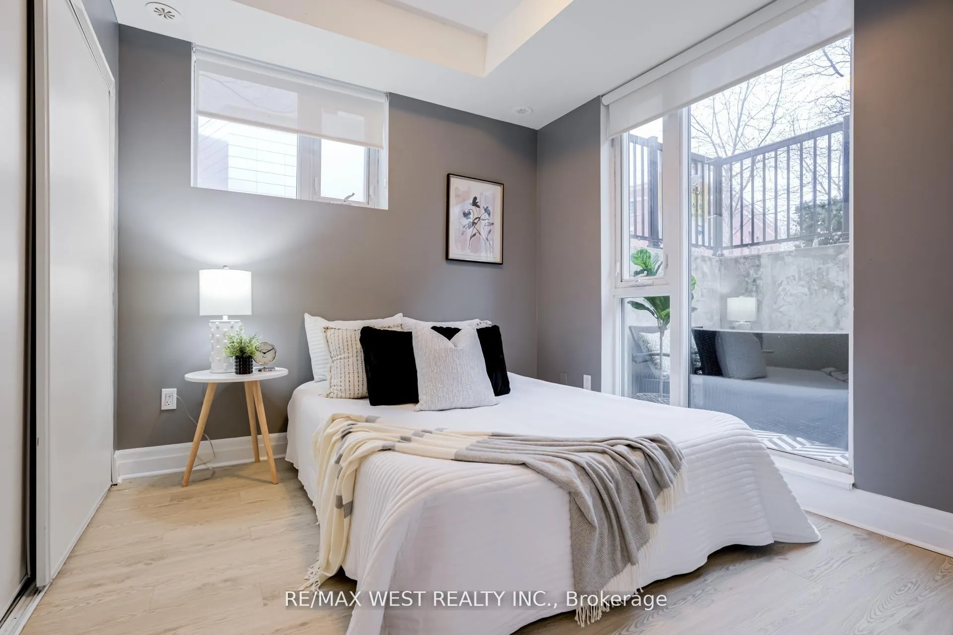 Photo 14 of Unit 101, 45 Sousa Mendes Street, Toronto, Dovercourt-Wallace Emerson-Junction — HOMEH