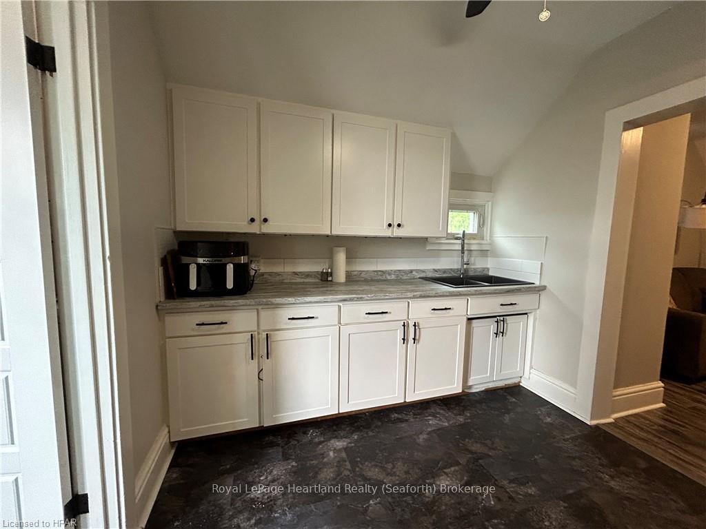 Photo 25 of 88 Kirk Street, Central Huron, Clinton — HOMEH