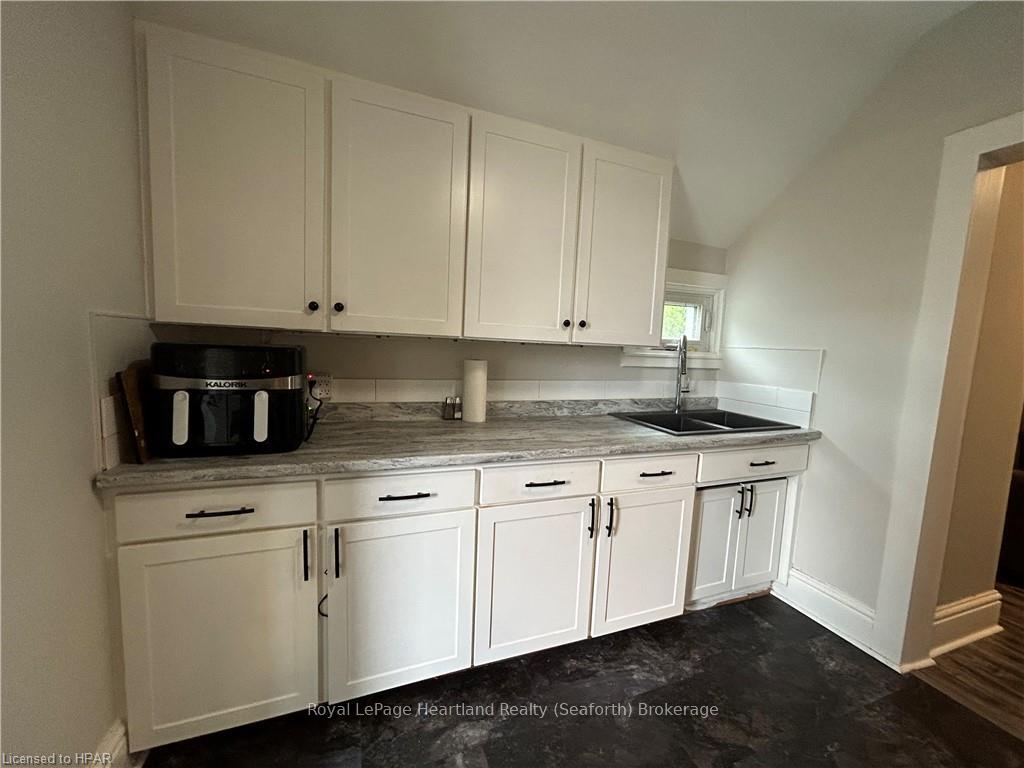 Photo 26 of 88 Kirk Street, Central Huron, Clinton — HOMEH