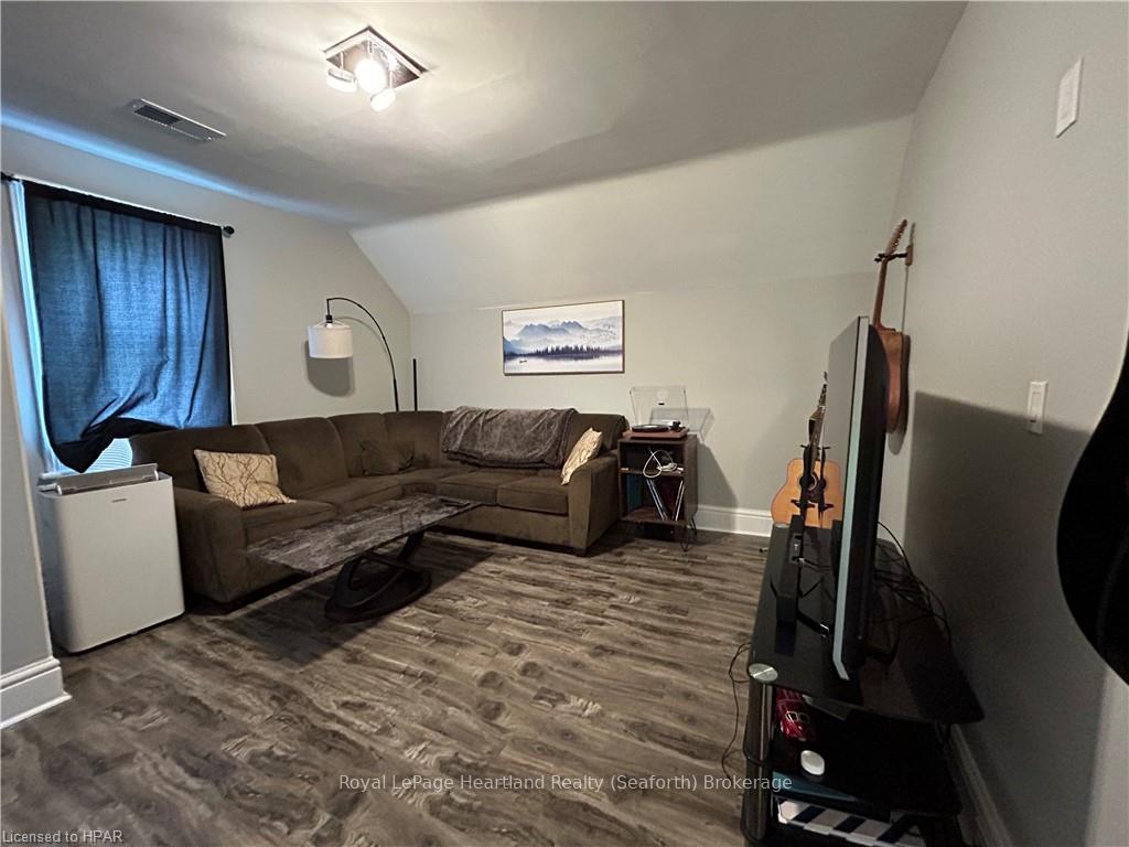 Photo 31 of 88 Kirk Street, Central Huron, Clinton — HOMEH