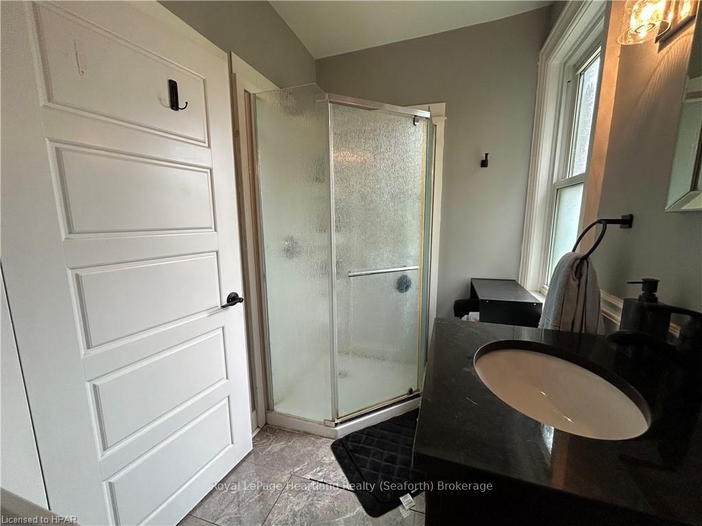 Photo 39 of 88 Kirk Street, Central Huron, Clinton — HOMEH