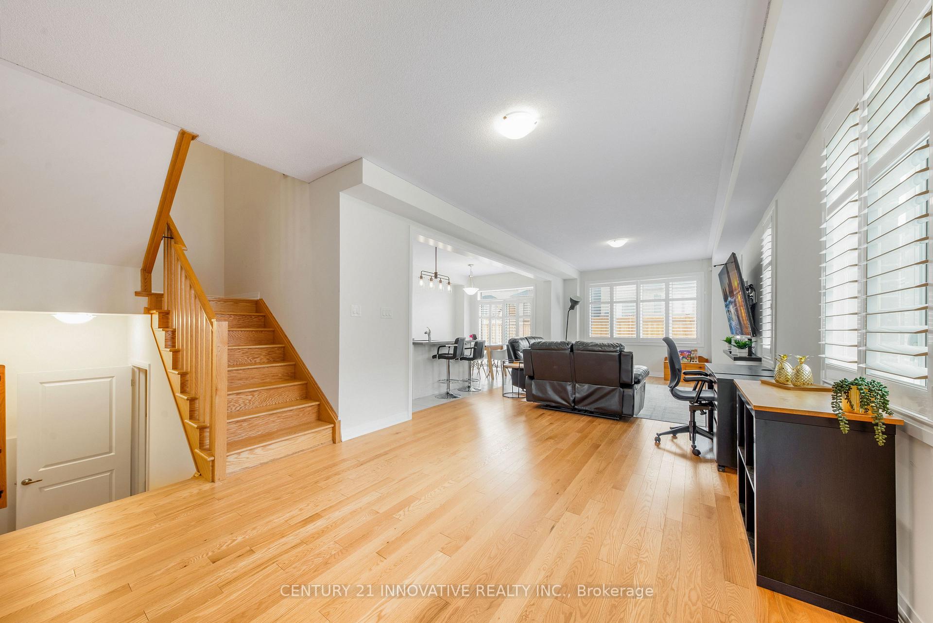 Photo 9 of 4 Northhill Avenue, Cavan Monaghan, Cavan Twp — HOMEH