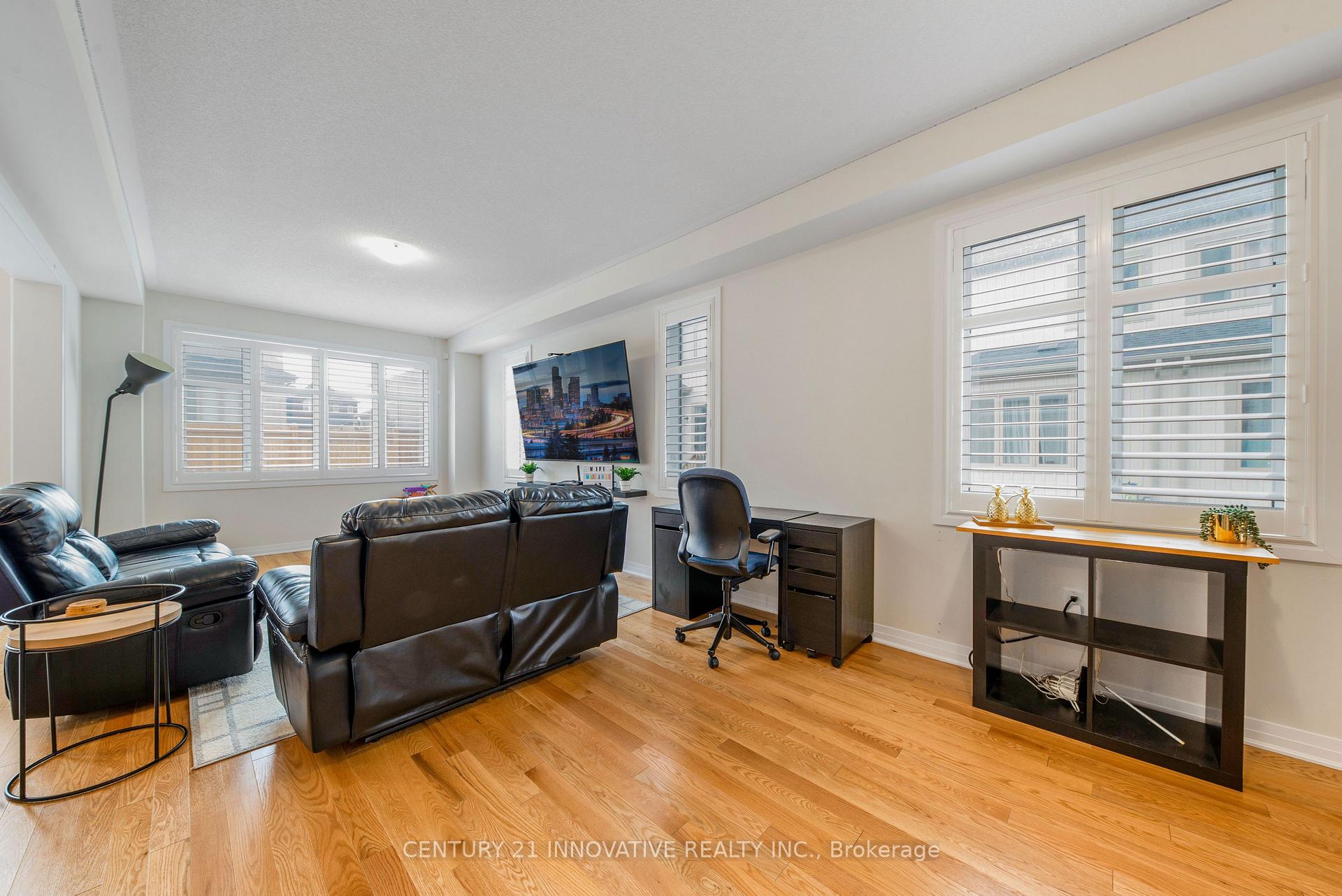 Photo 11 of 4 Northhill Avenue, Cavan Monaghan, Cavan Twp — HOMEH