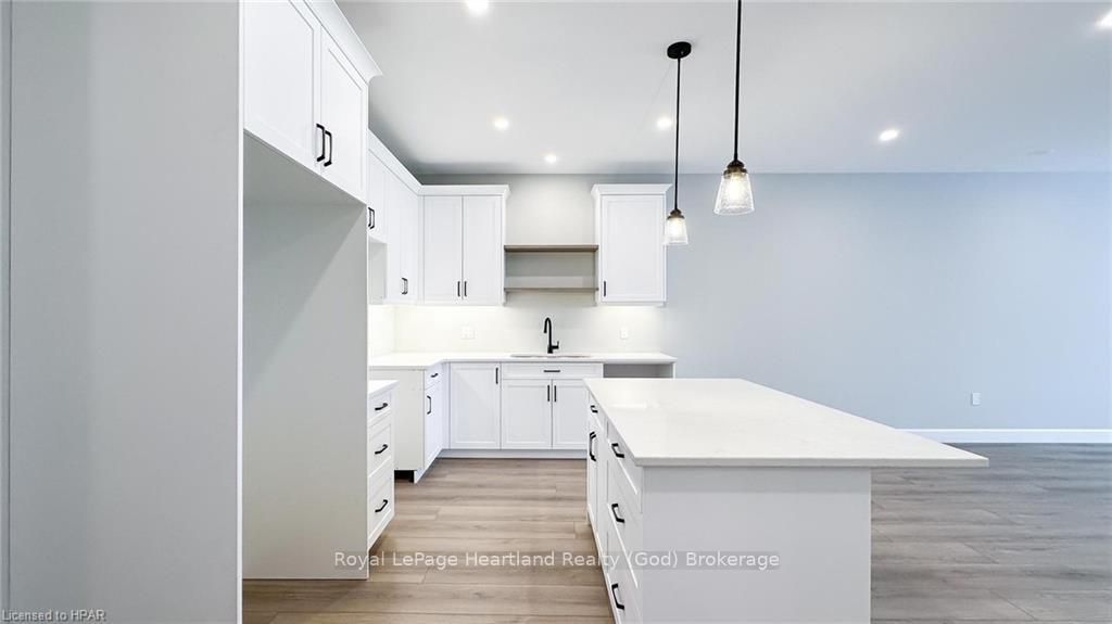 Photo 1 of 139 Severn Drive, Goderich, Goderich (Town) — HOMEH