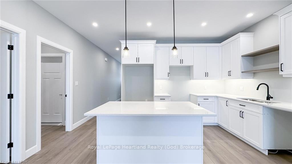Photo 5 of 139 Severn Drive, Goderich, Goderich (Town) — HOMEH