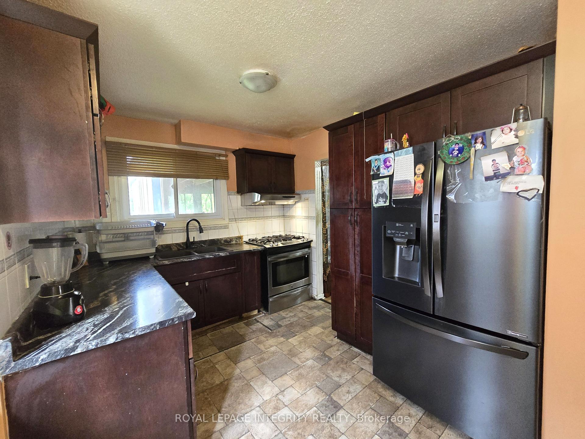 Photo 5 of 758 Glengarry Boulevard, Cornwall — HOMEH