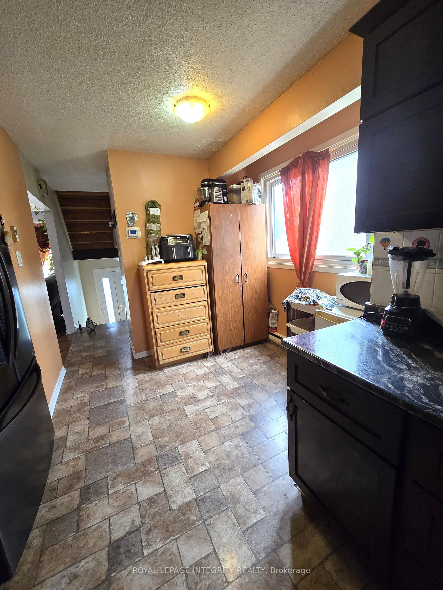 Photo 6 of 758 Glengarry Boulevard, Cornwall — HOMEH
