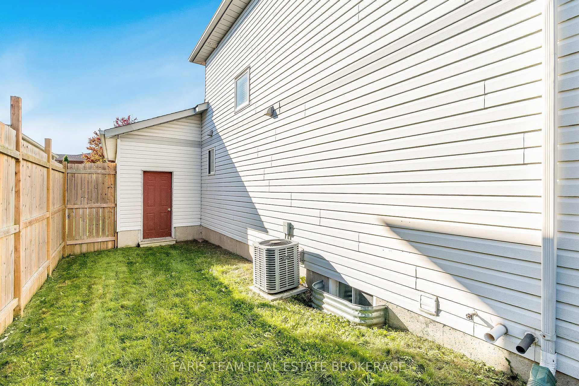Photo 30 of 220 Churchland Drive, Barrie, Holly — HOMEH