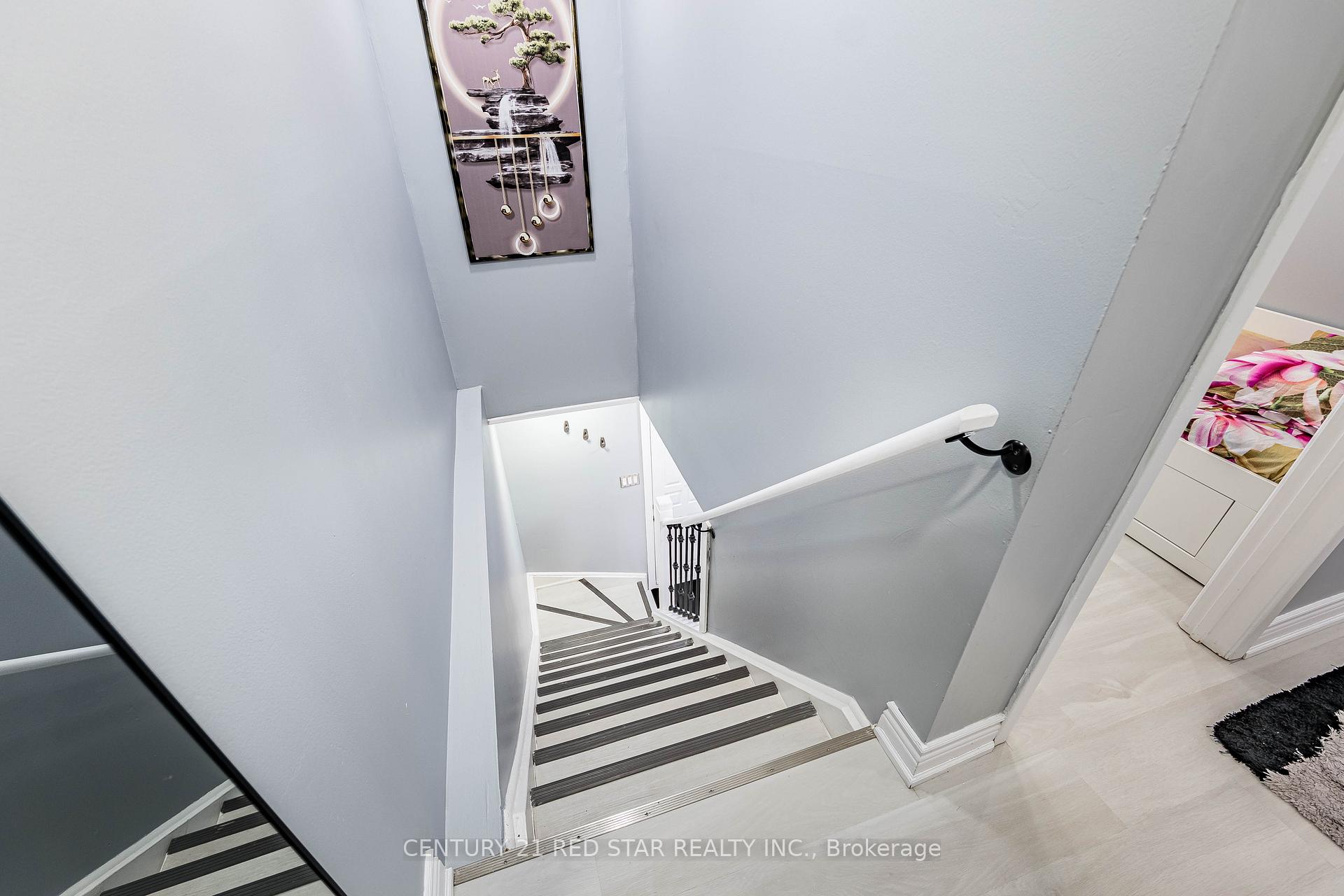Photo 17 of 3 Flamingo Crescent, Brampton, Southgate — HOMEH