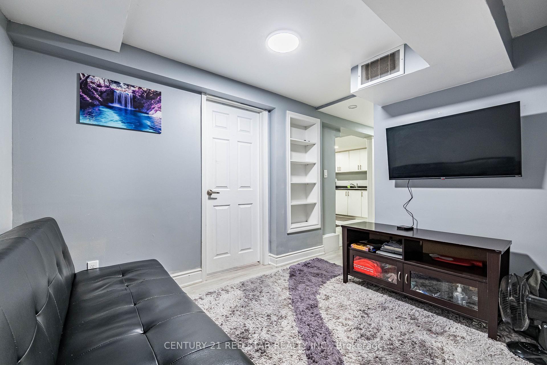 Photo 34 of 3 Flamingo Crescent, Brampton, Southgate — HOMEH