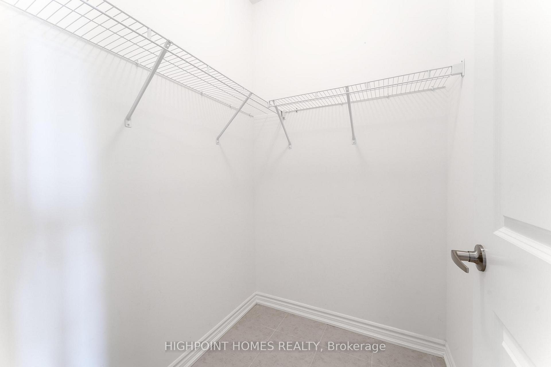 Photo 12 of 394 Madelaine Drive, Barrie, Rural Barrie Southeast — HOMEH