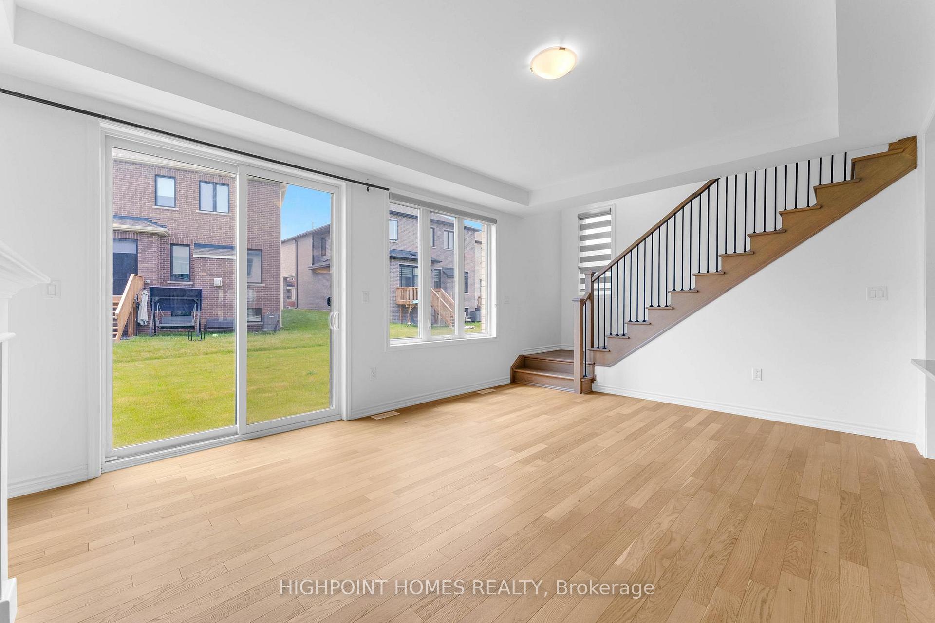 Photo 17 of 394 Madelaine Drive, Barrie, Rural Barrie Southeast — HOMEH