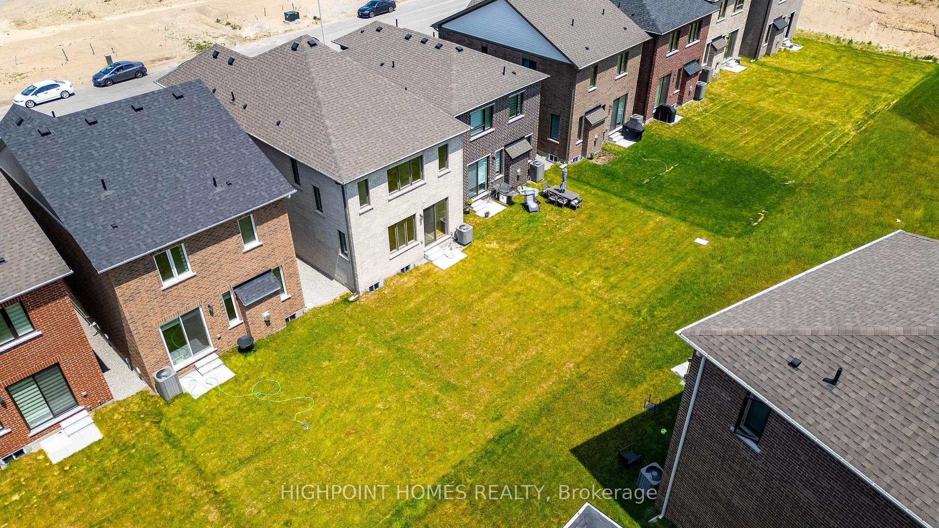 Photo 33 of 394 Madelaine Drive, Barrie, Rural Barrie Southeast — HOMEH