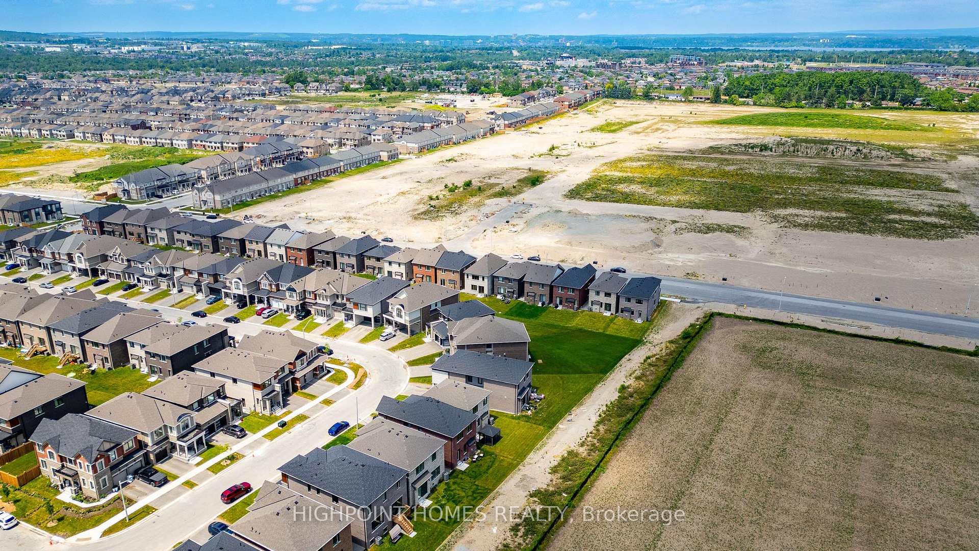 Photo 39 of 394 Madelaine Drive, Barrie, Rural Barrie Southeast — HOMEH