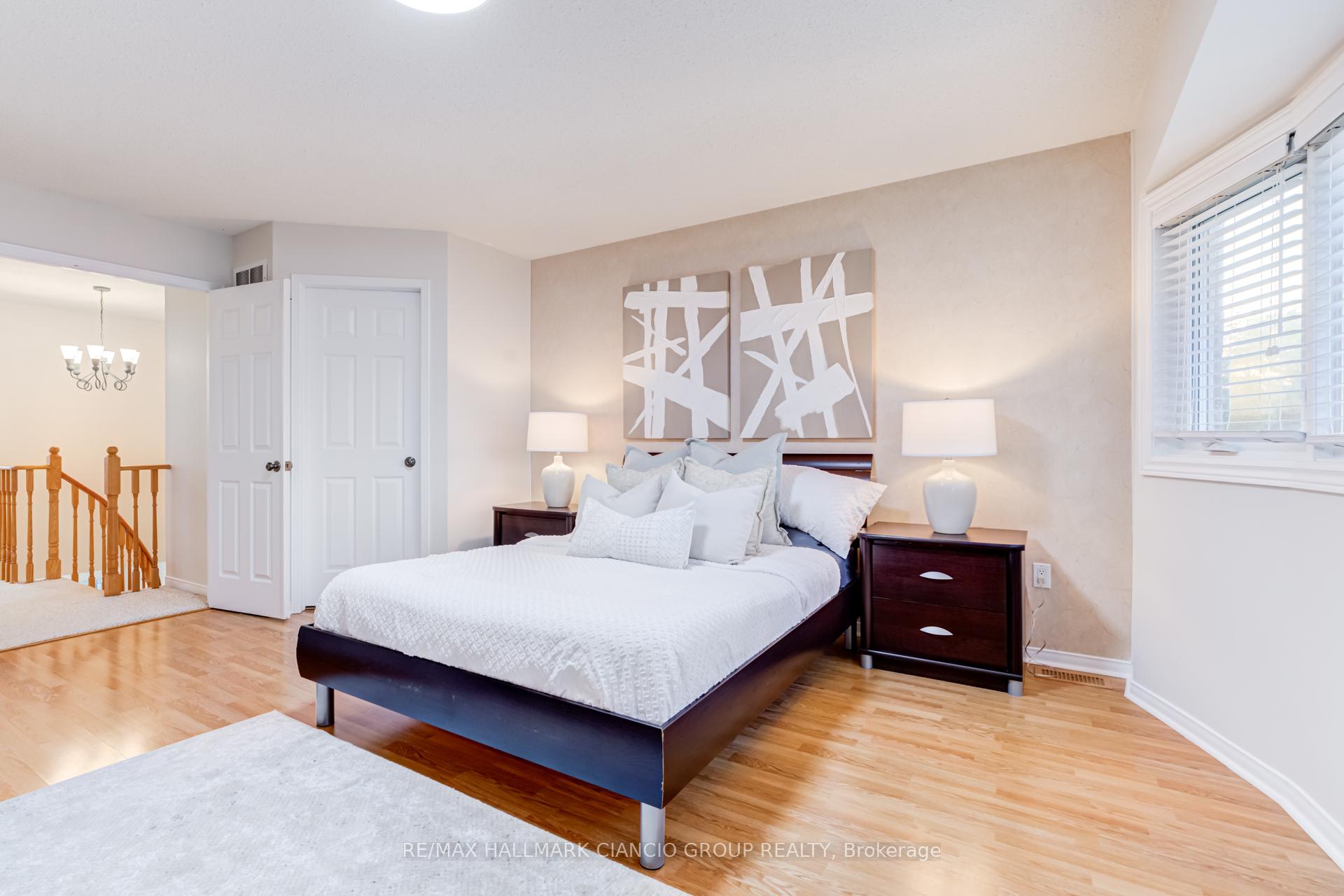 Photo 20 of 126 Rush Road, Aurora, Bayview Wellington — HOMEH