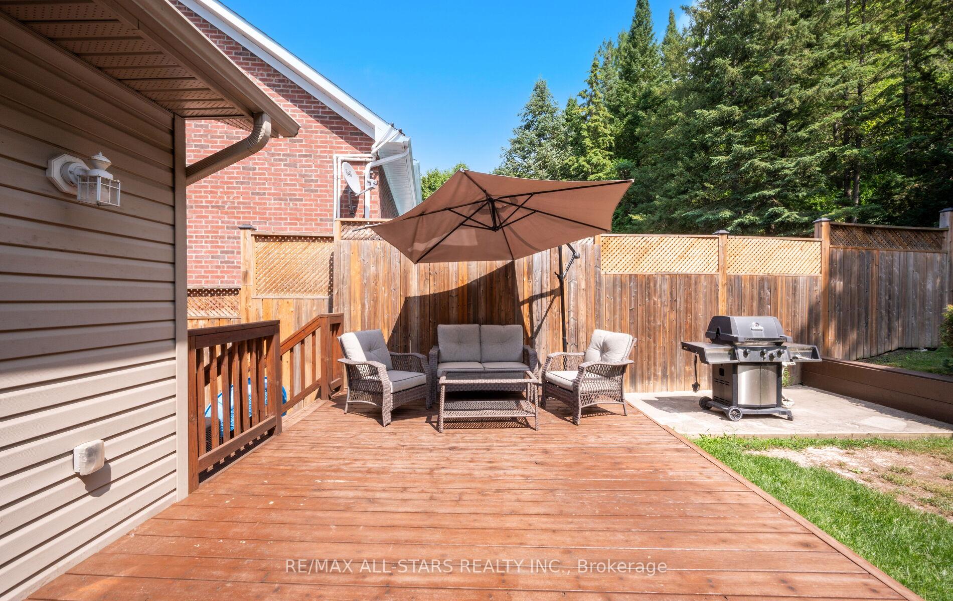 Photo 20 of 137 Connaught Crescent, Caledon, Bolton West — HOMEH