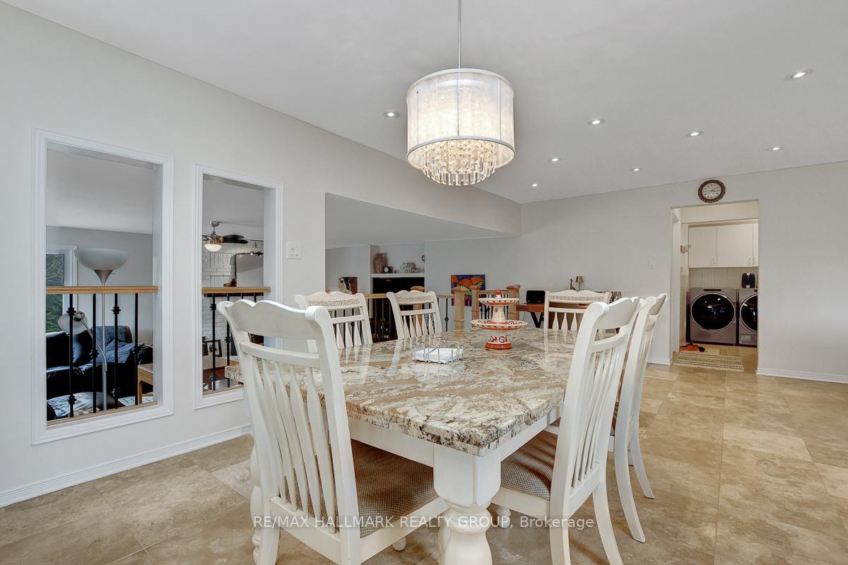 Photo 14 of 111 Huntley Manor Drive, Ottawa, Huntley Ward (South East) — HOMEH