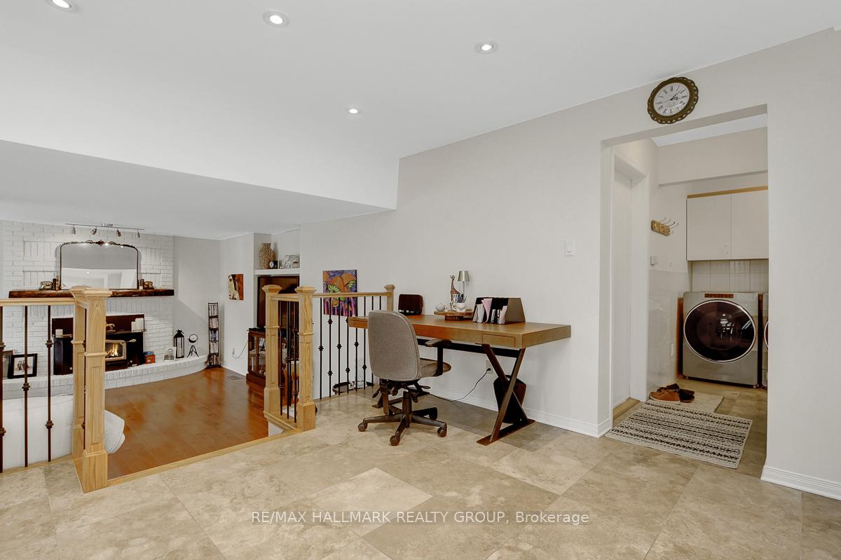 Photo 15 of 111 Huntley Manor Drive, Ottawa, Huntley Ward (South East) — HOMEH