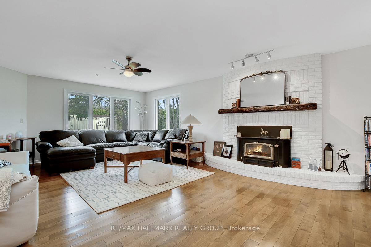 Photo 16 of 111 Huntley Manor Drive, Ottawa, Huntley Ward (South East) — HOMEH