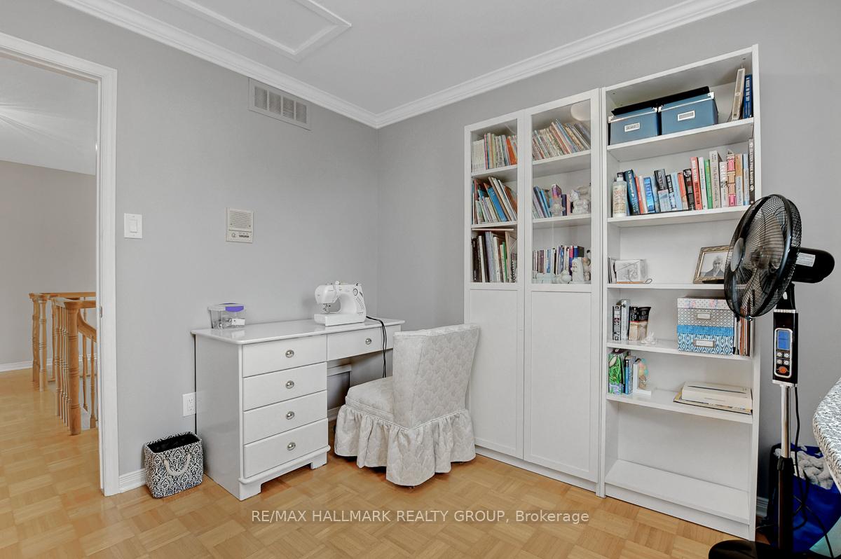 Photo 24 of 111 Huntley Manor Drive, Ottawa, Huntley Ward (South East) — HOMEH