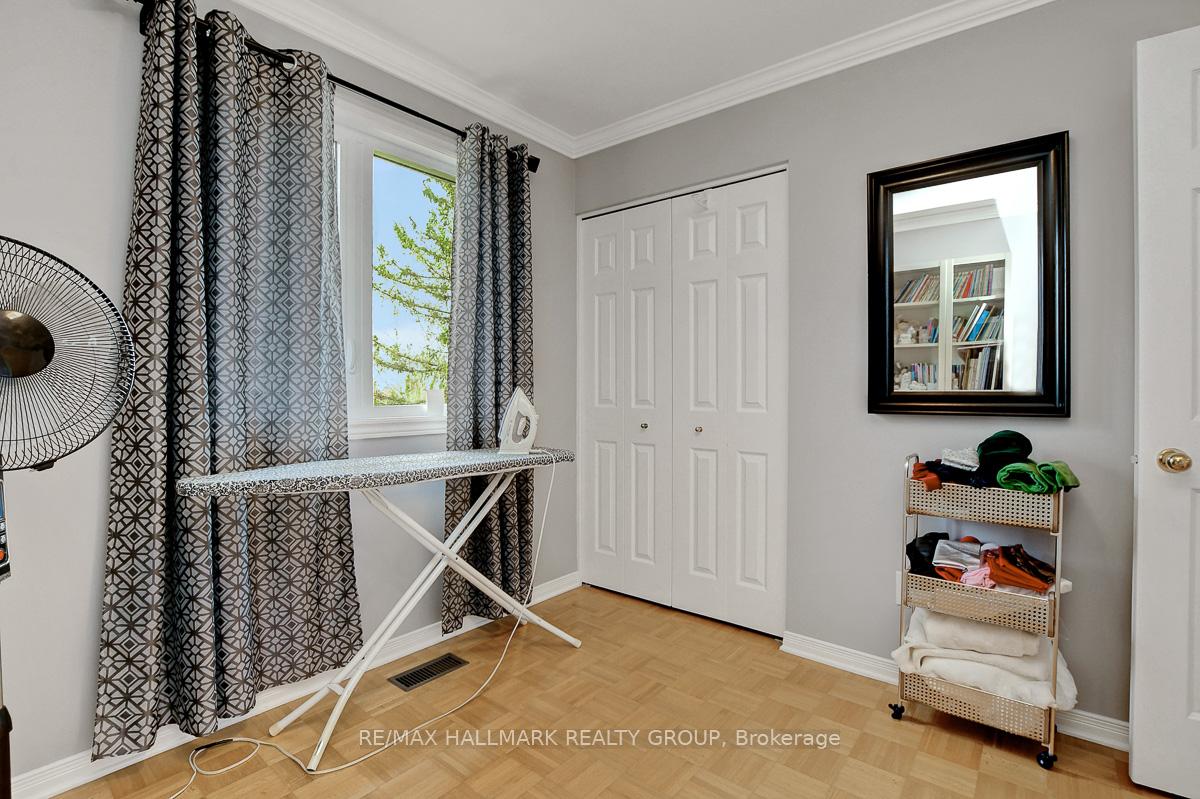 Photo 25 of 111 Huntley Manor Drive, Ottawa, Huntley Ward (South East) — HOMEH