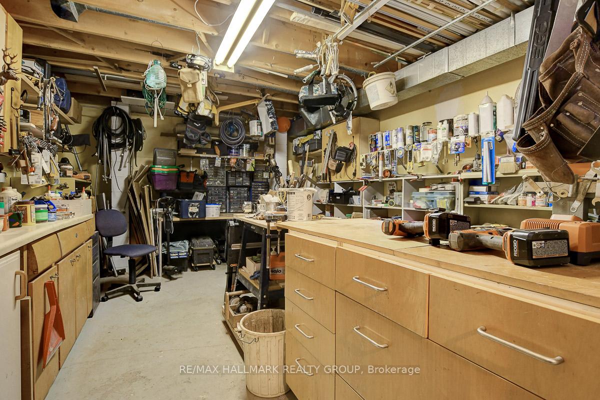 Photo 33 of 111 Huntley Manor Drive, Ottawa, Huntley Ward (South East) — HOMEH