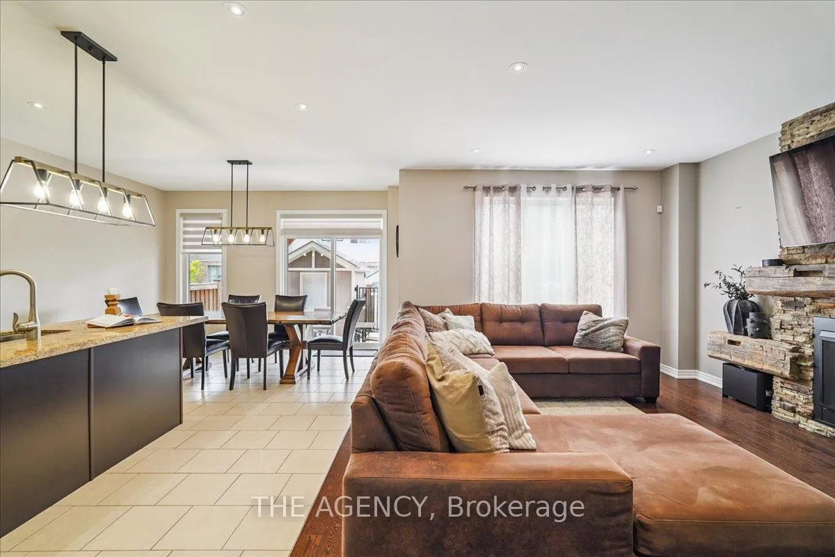 Photo 17 of 77 Sharpe Crescent, New Tecumseth, Tottenham — HOMEH